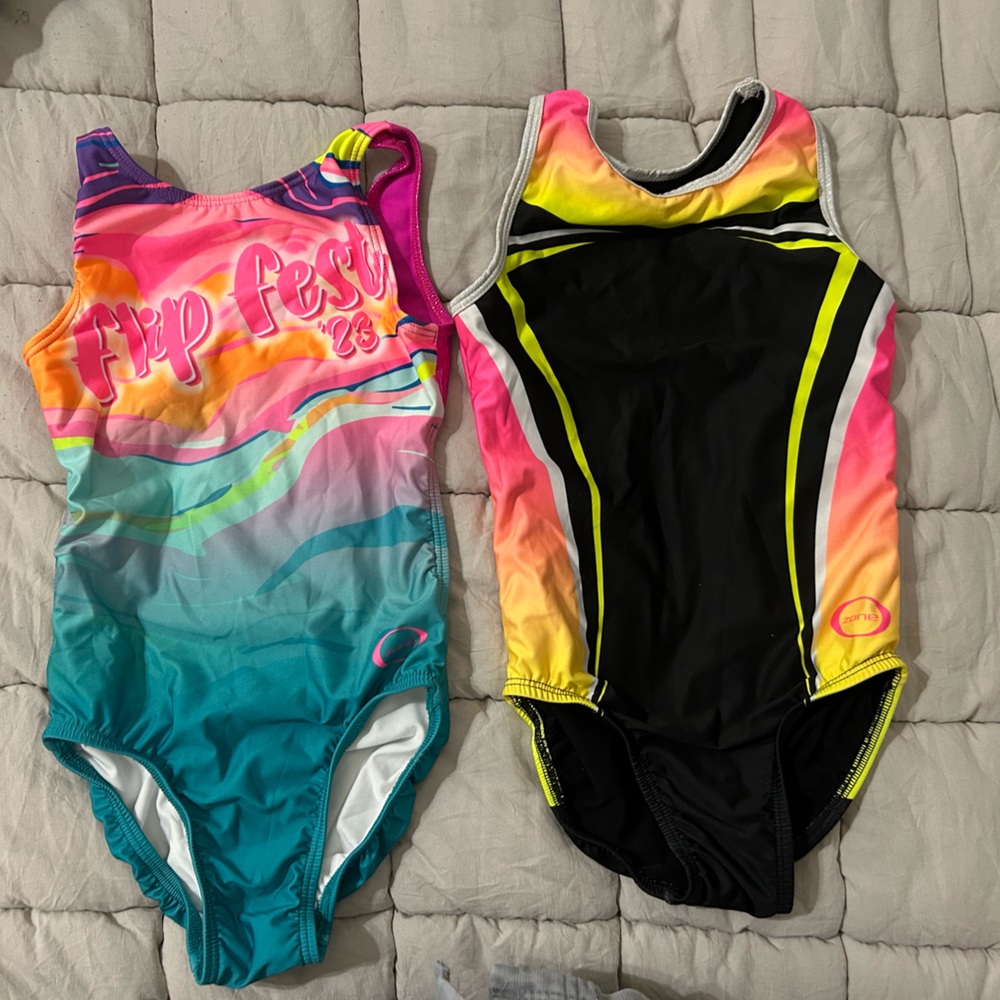 Flipfest gymnastic leos (set of 2) youth small